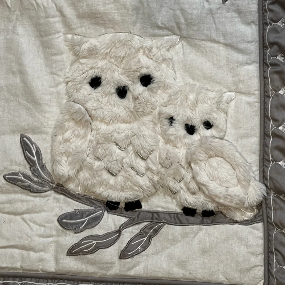 Lambs & Ivy Luna Celestial Owl Crib Comforter White Grey Excellent Condition